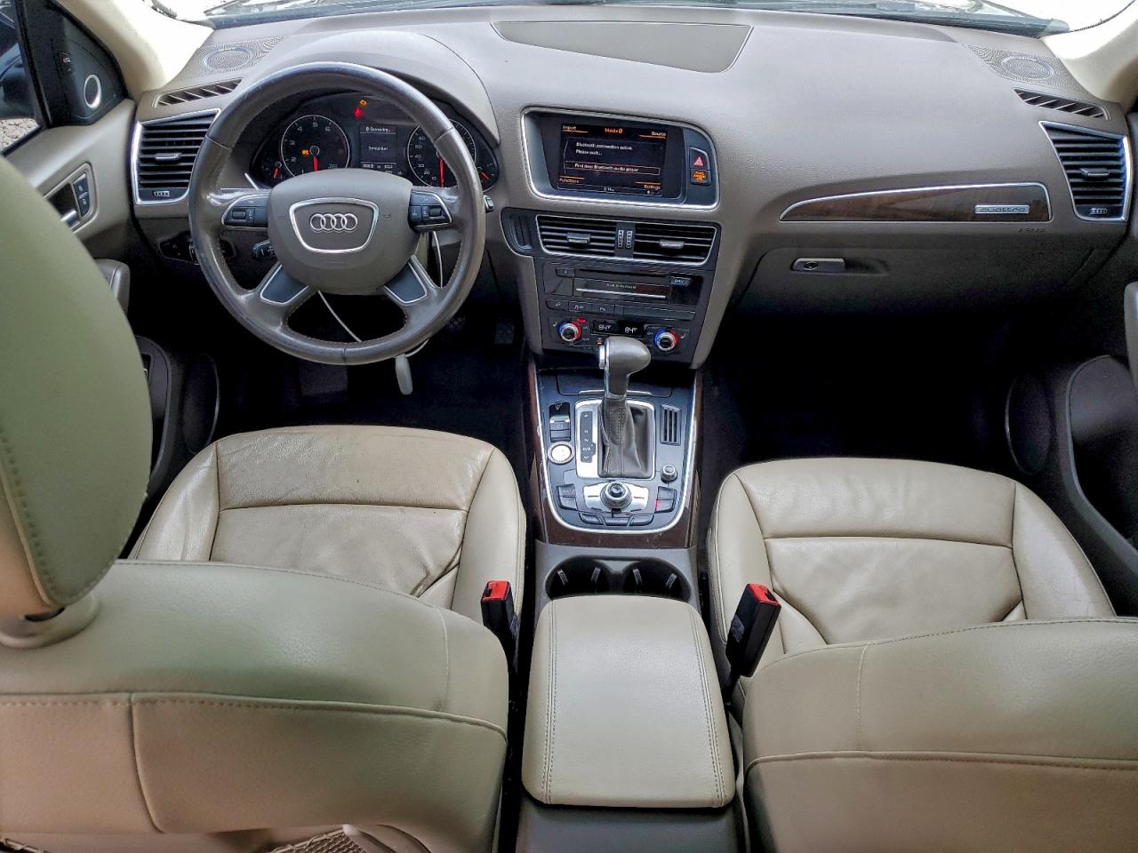 Audi Q5 Premium Plus Image 12