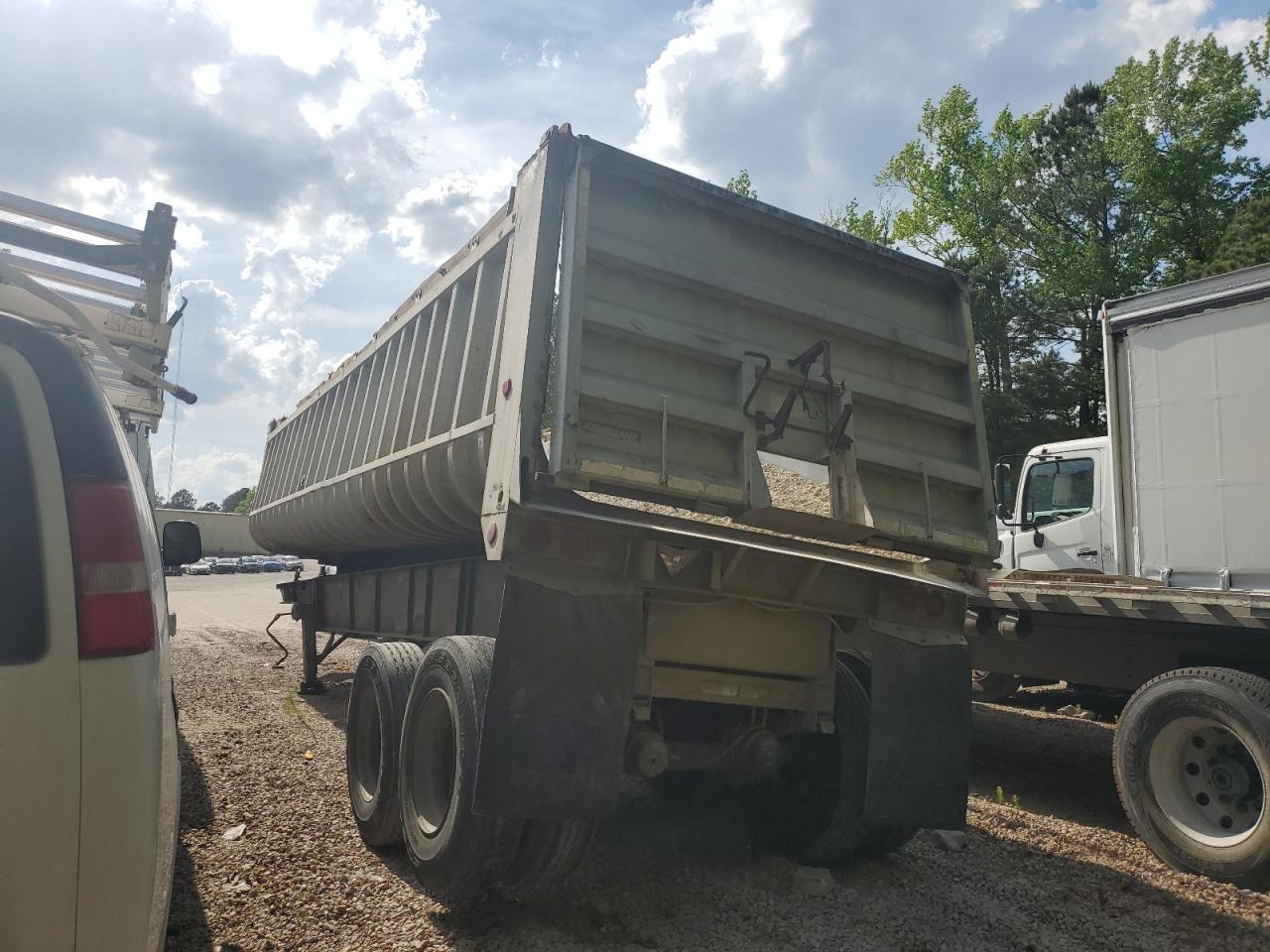 Fruehauf Trailer Image 10