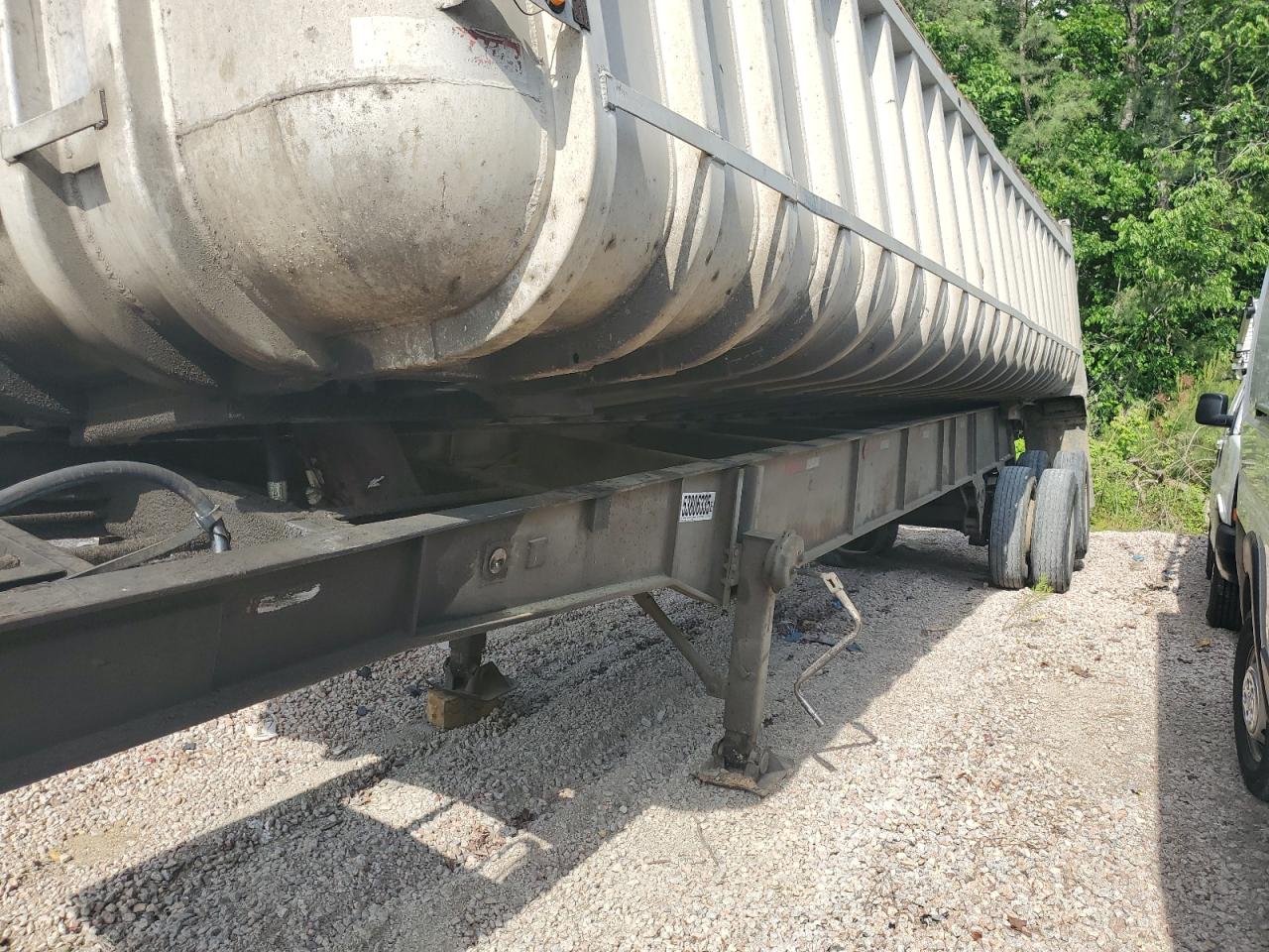 Fruehauf Trailer Image 7
