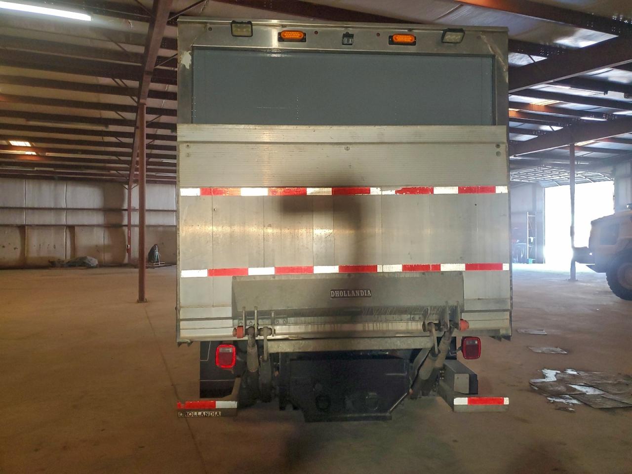 Ford F-550 Super Duty Image 5