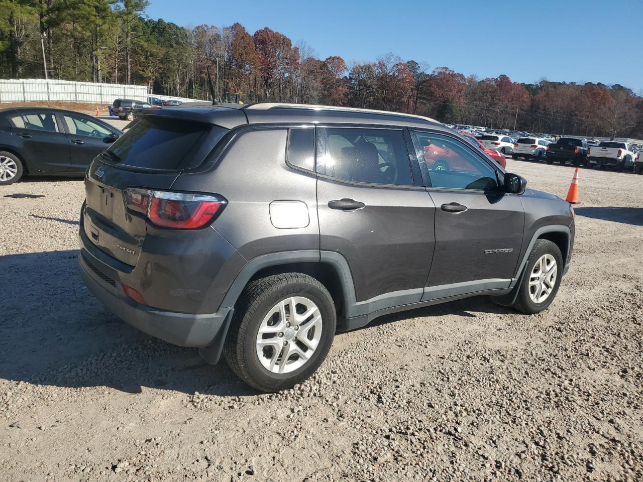 Jeep Compass Sport Image 3