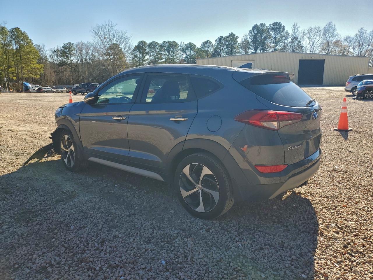 Hyundai TUCSON Limited Image 3