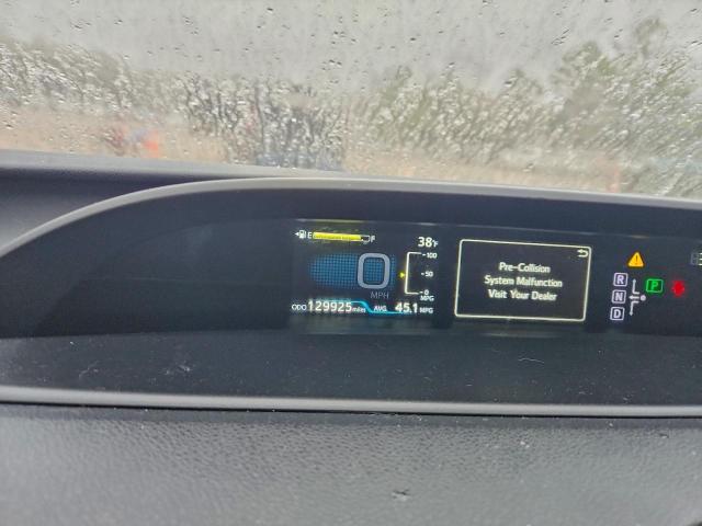 Toyota Prius Image 8