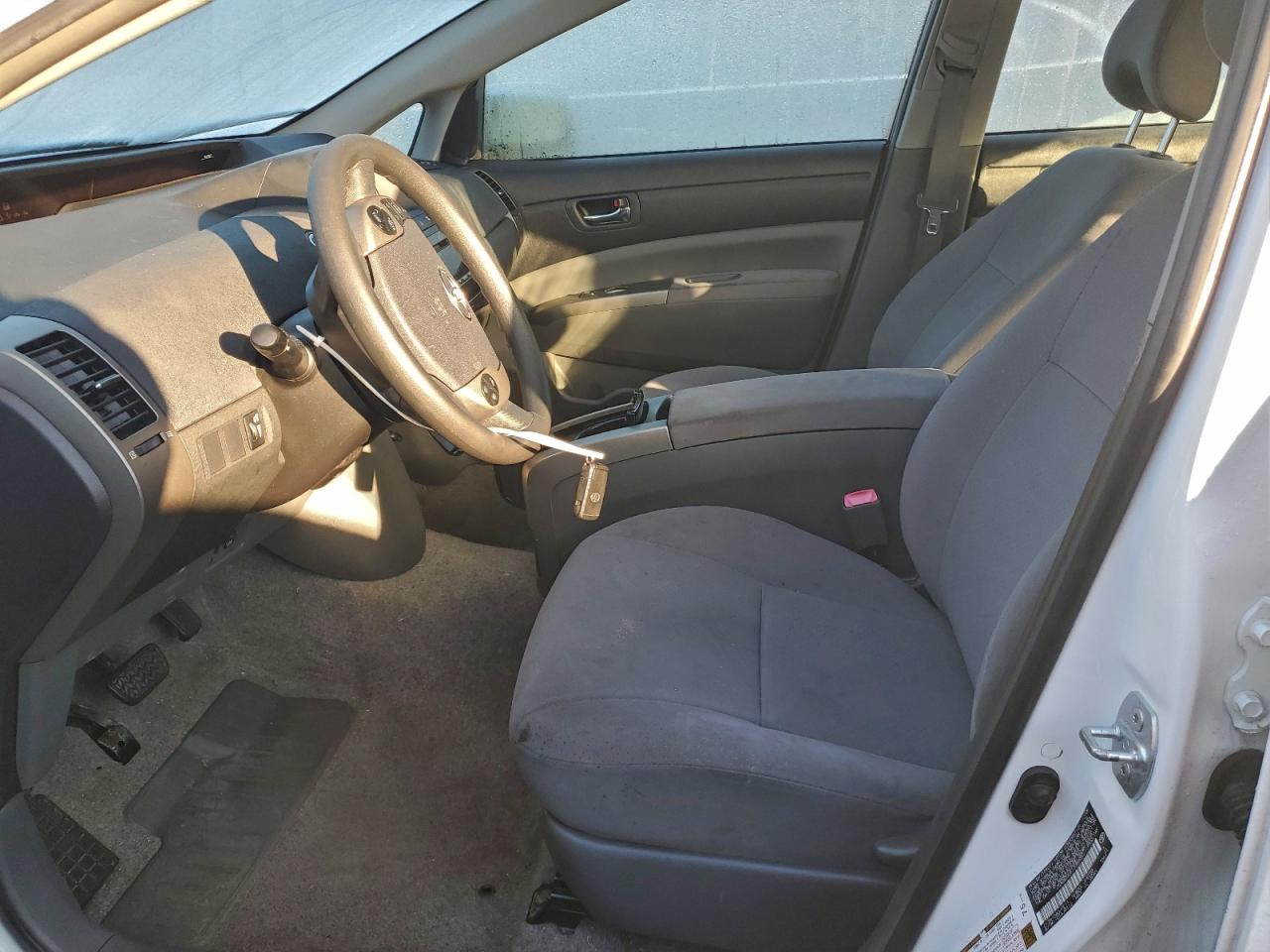 Toyota Prius Image 2