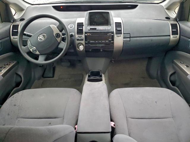 Toyota Prius Image 8