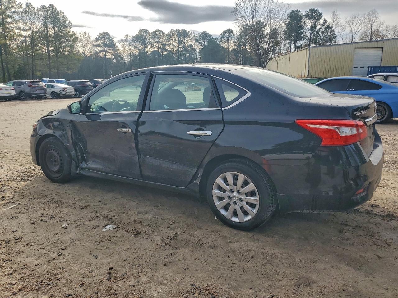 Nissan Sentra S Image 6