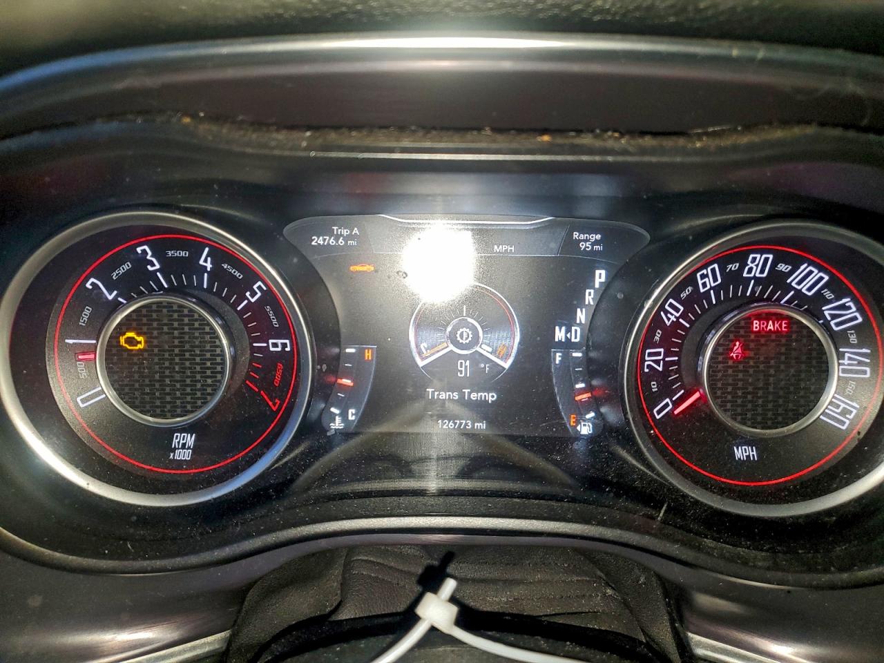 Dodge Challenger Sxt Image 7