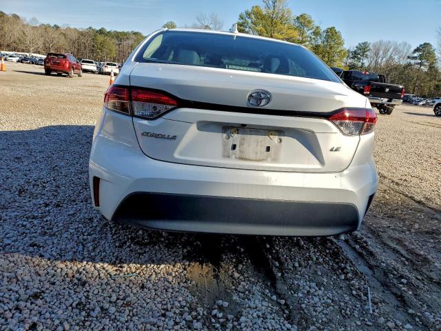 Toyota Corolla Le Image 5