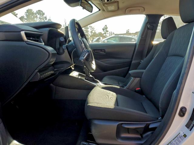 Toyota Corolla Le Image 11