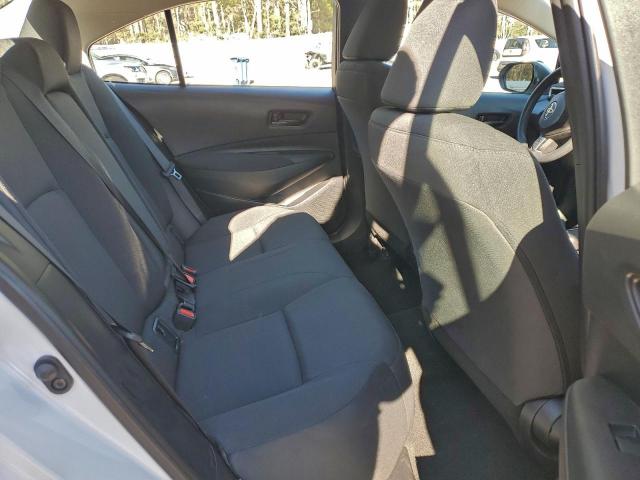 Toyota Corolla Le Image 4