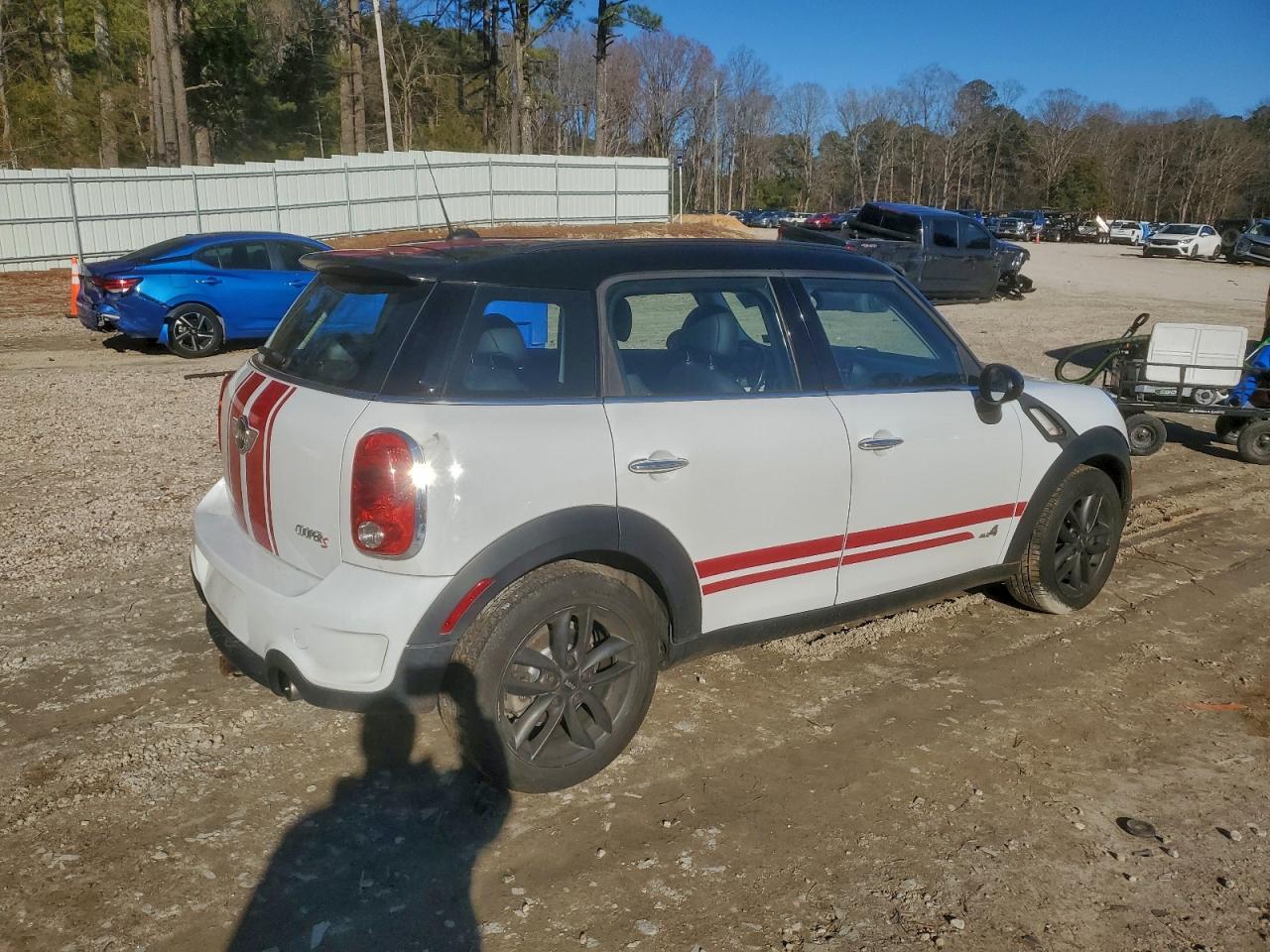 MINI Cooper S Countryman Image 2