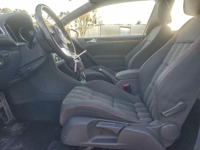 Volkswagen GTI Image 11