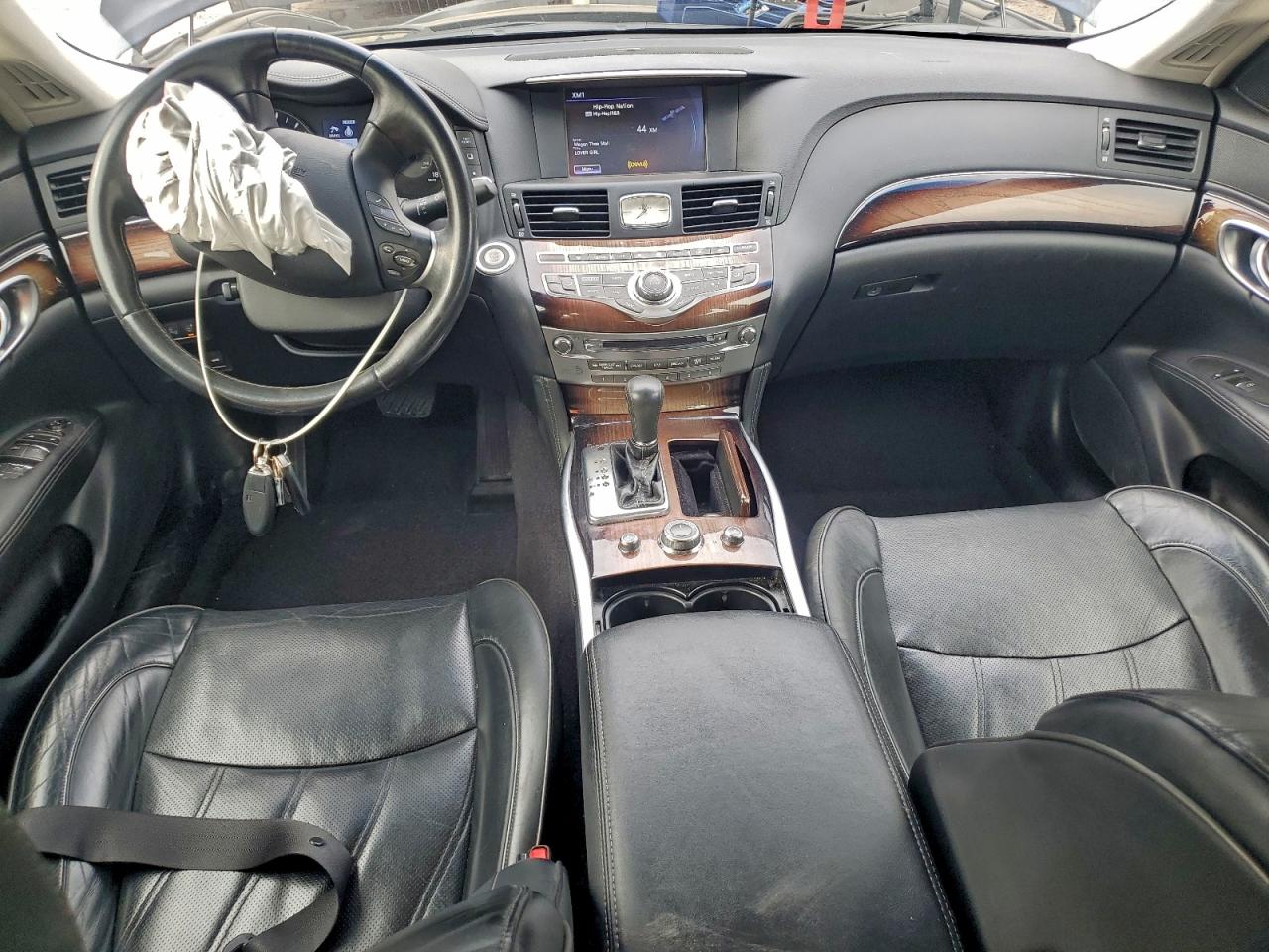 INFINITI Q70 3.7 Image 7