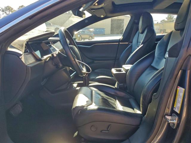 Tesla Model S Image 5