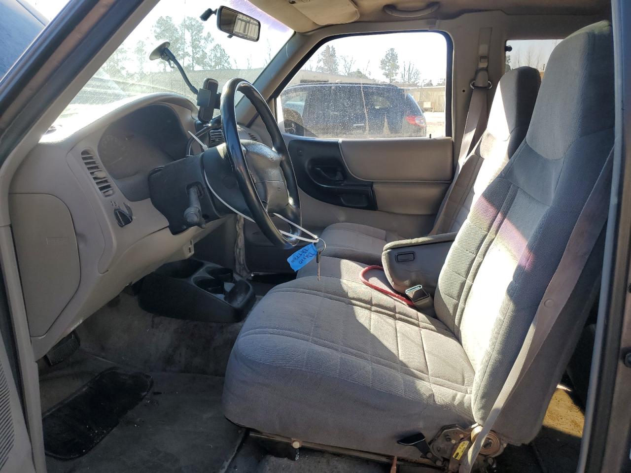 Ford Ranger Super Cab Image 4