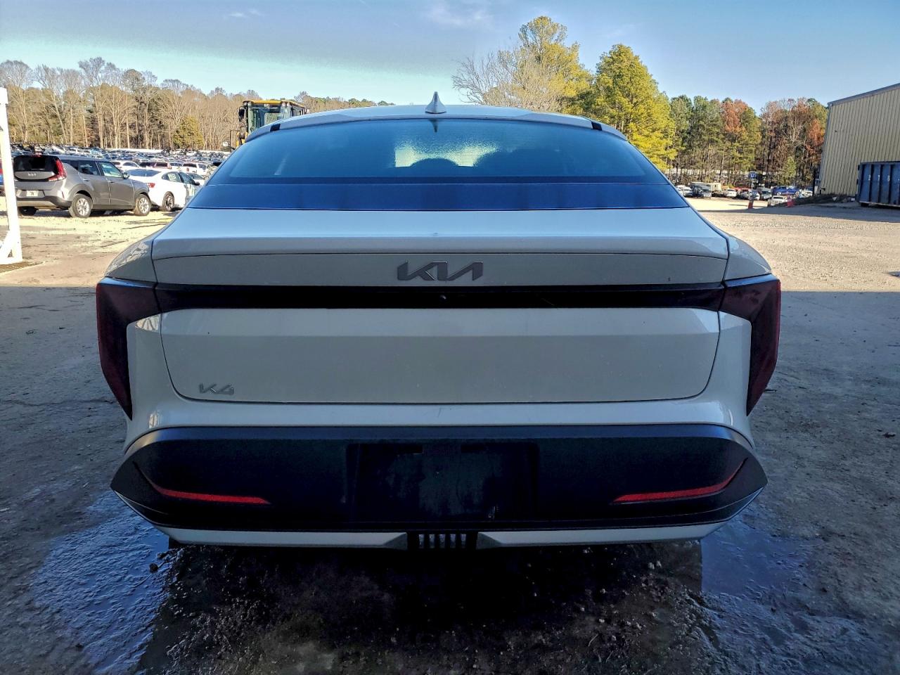 Kia K4 Lx Lx Image 4