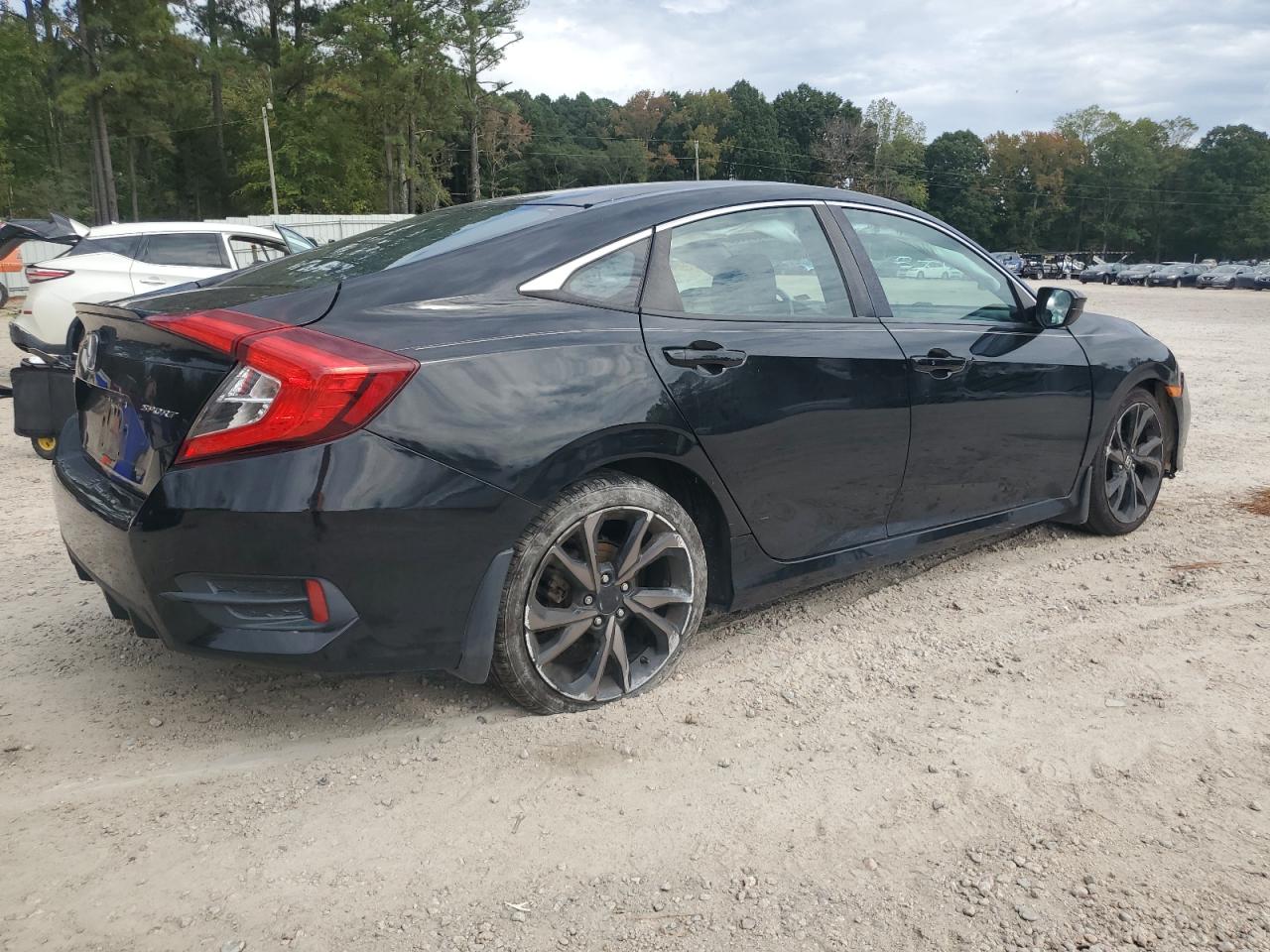 Honda Civic Sport Image 3