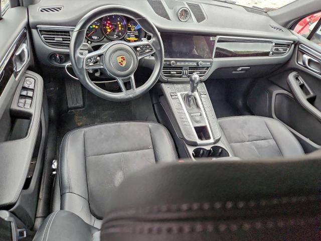 Porsche Macan Image 8