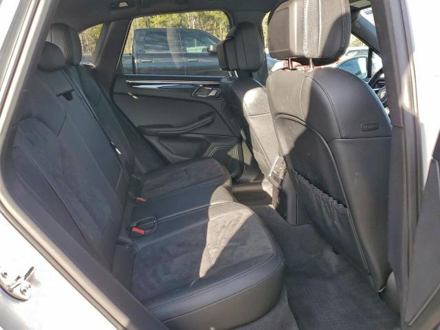 Porsche Macan Image 3