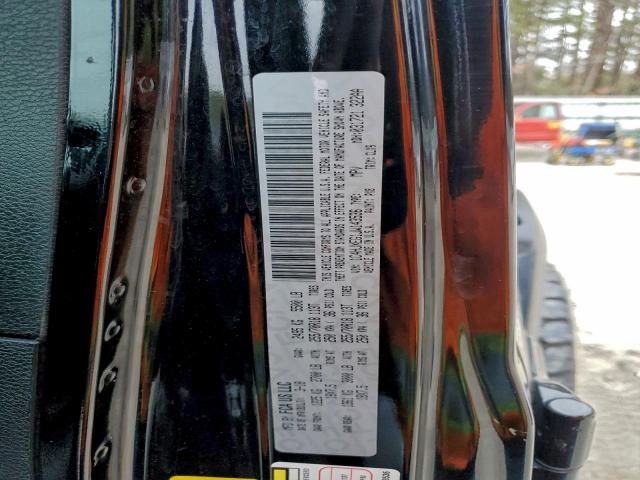 Jeep Wrangler Sahara Image 12