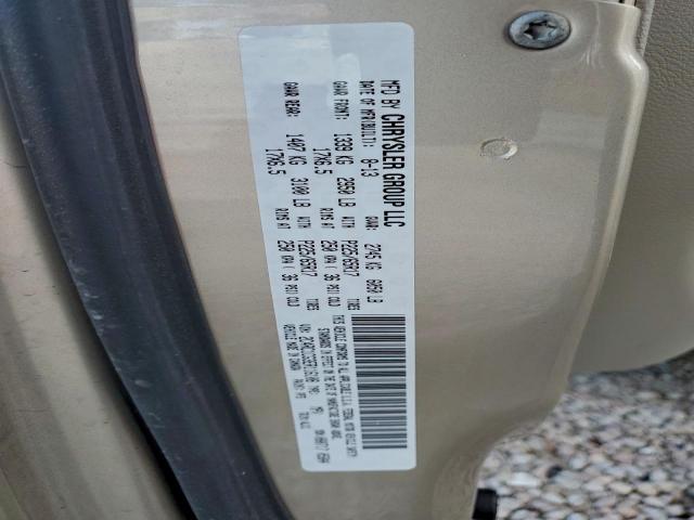 Chrysler Minivan Touring L Image 13