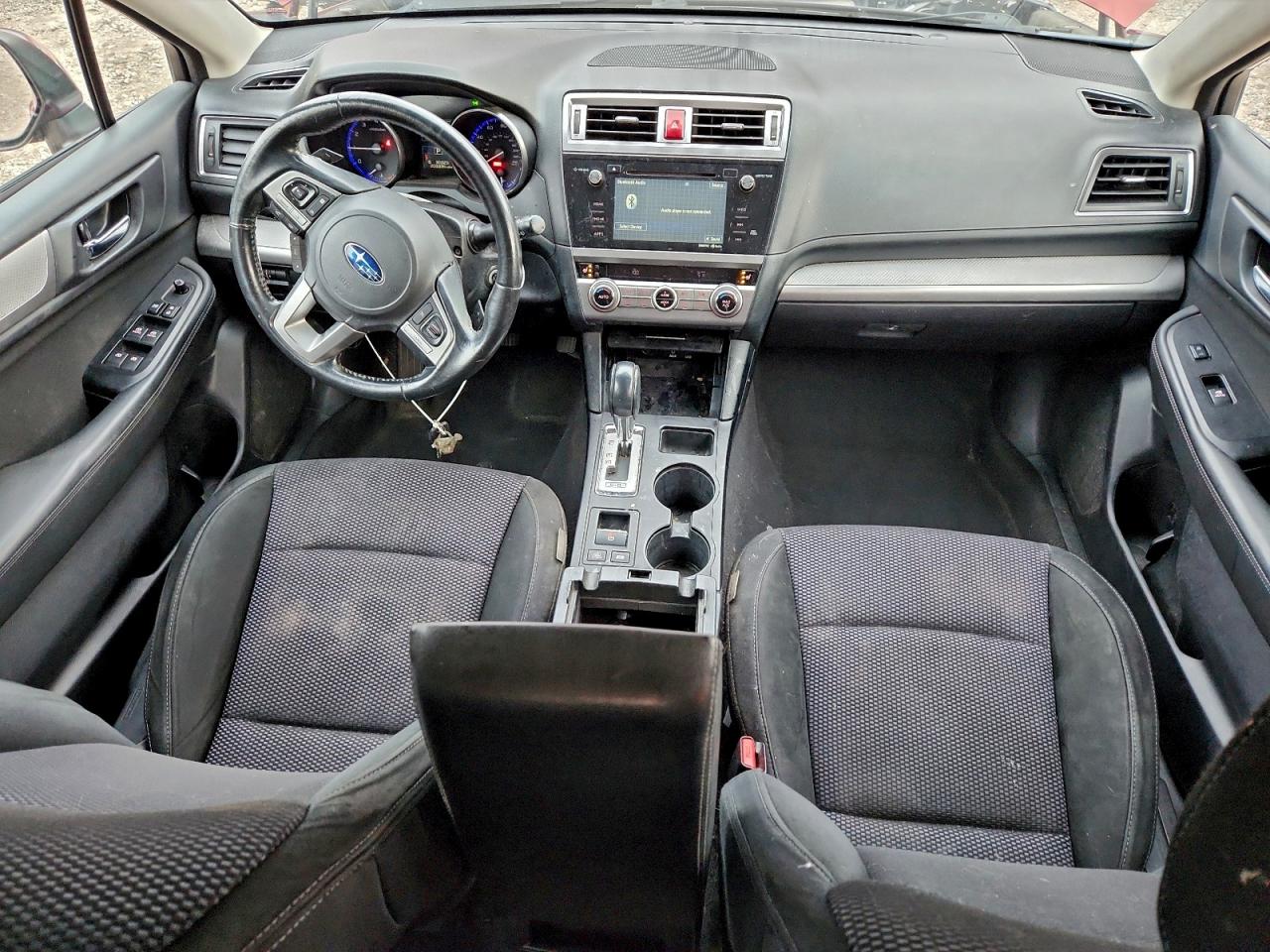 Subaru Outback 2.5i Premium Image 10