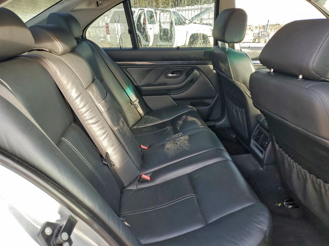 BMW 5 Series I Automatic Image 13