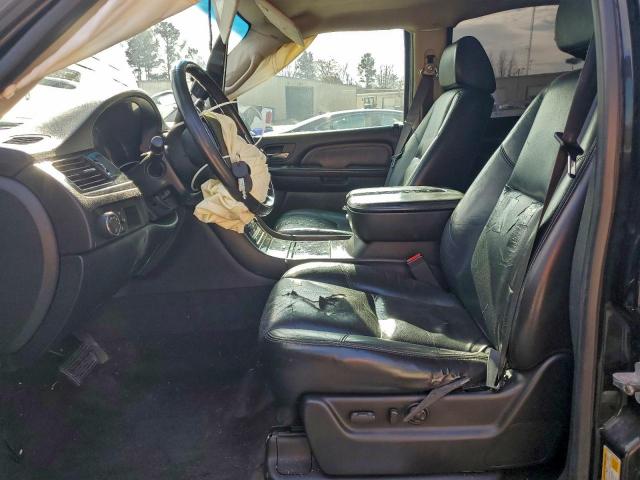 Cadillac Escalade Ext Image 8