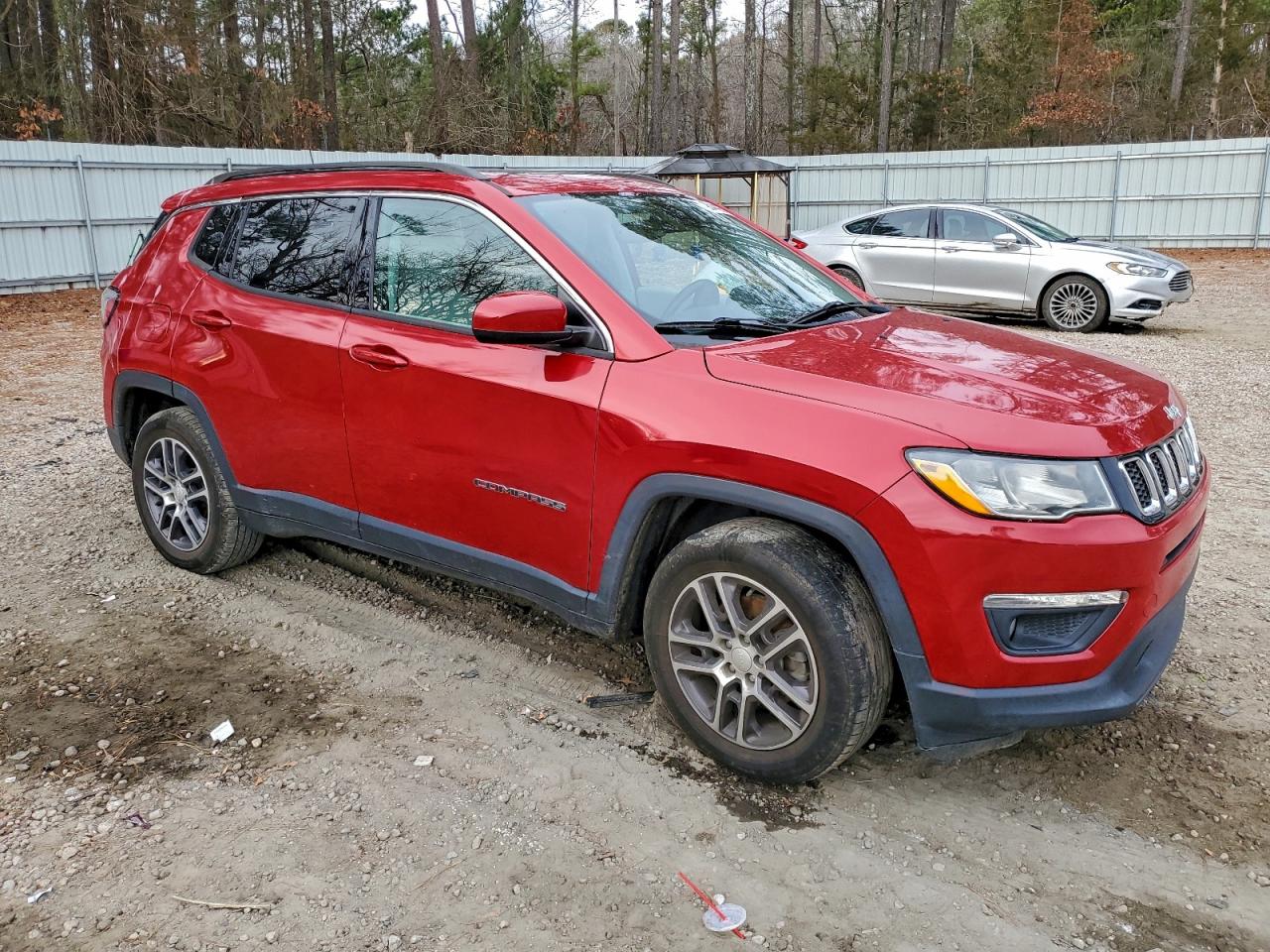 Jeep Compass Latitude Image 2