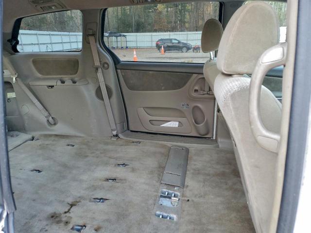 Toyota Sienna Ce Image 11