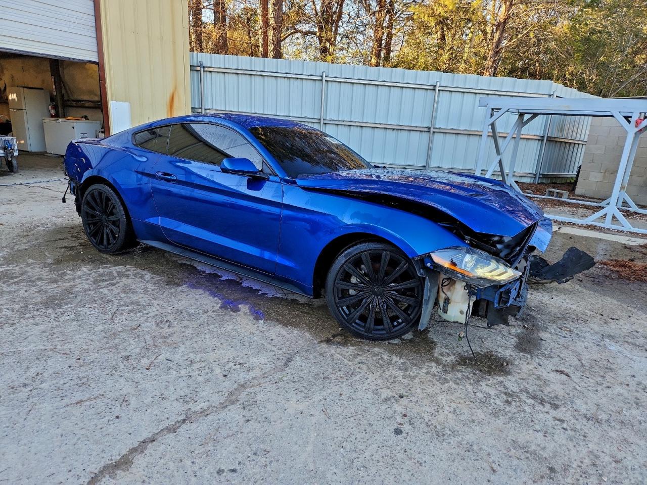 Ford Mustang Image 10