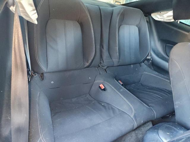 Ford Mustang Image 8