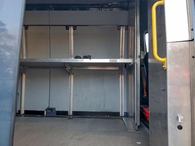 Mercedes-Benz Sprinter 2500 Image 11
