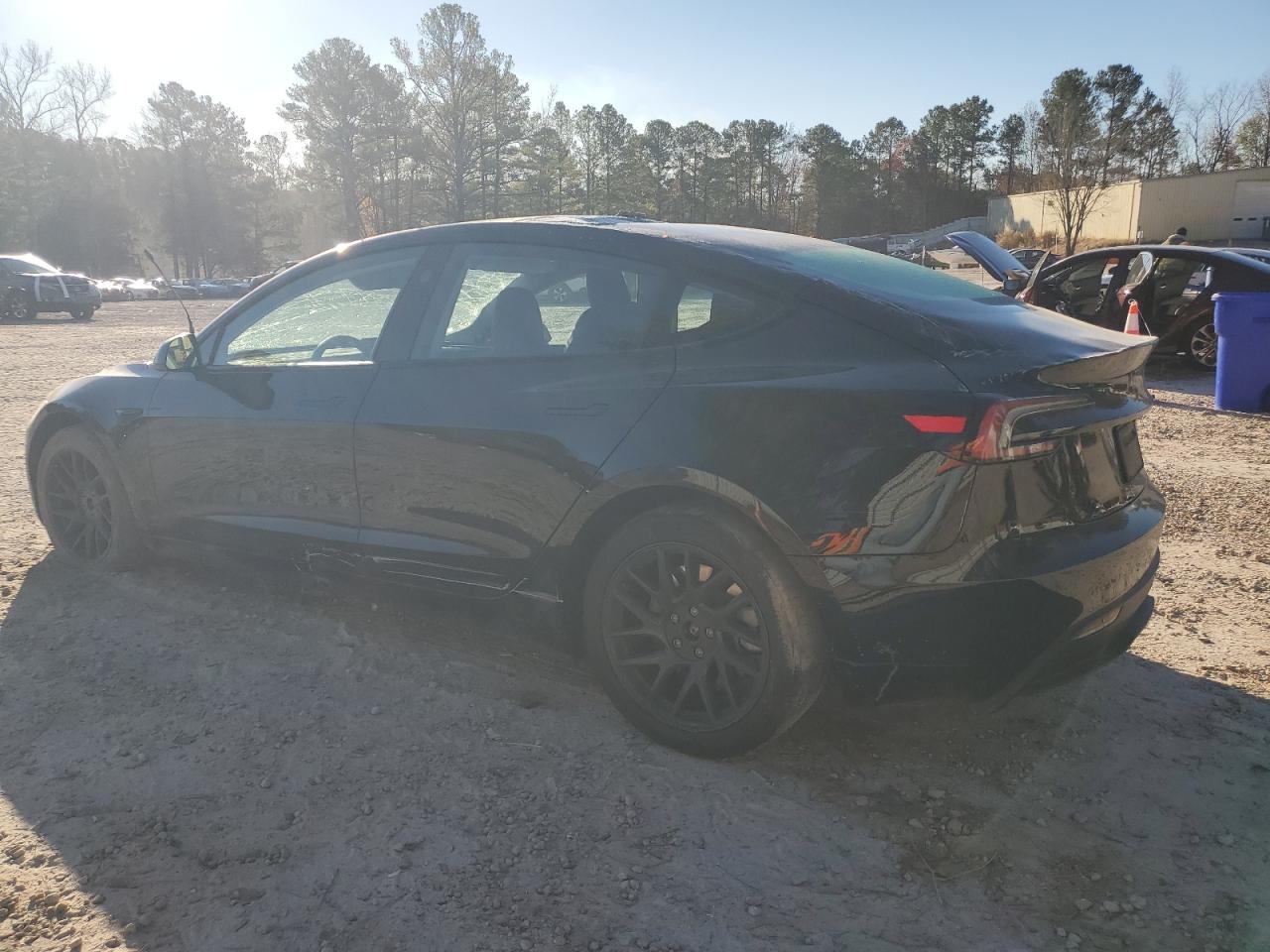Tesla Model 3 Image 9