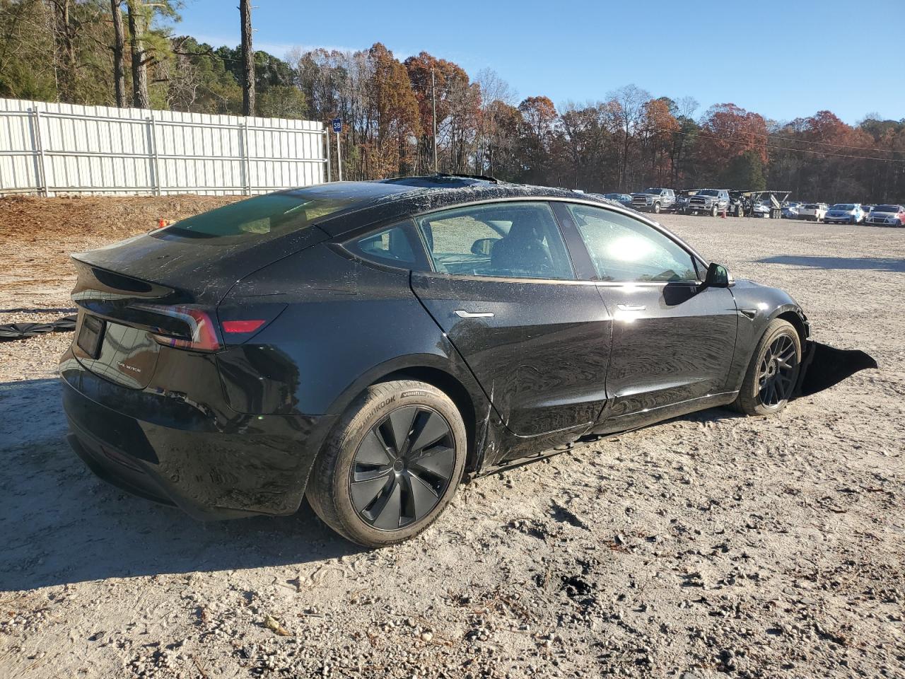 Tesla Model 3 Image 5
