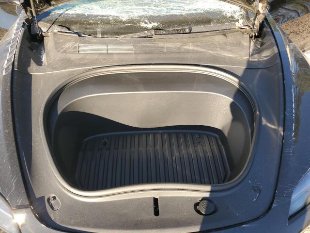 Tesla Model 3 Image 11