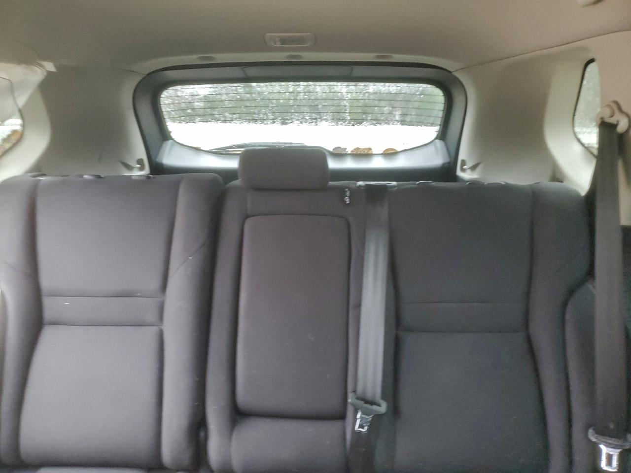 Nissan Rogue S Image 7