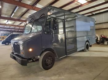  Salvage Freightliner Mt45