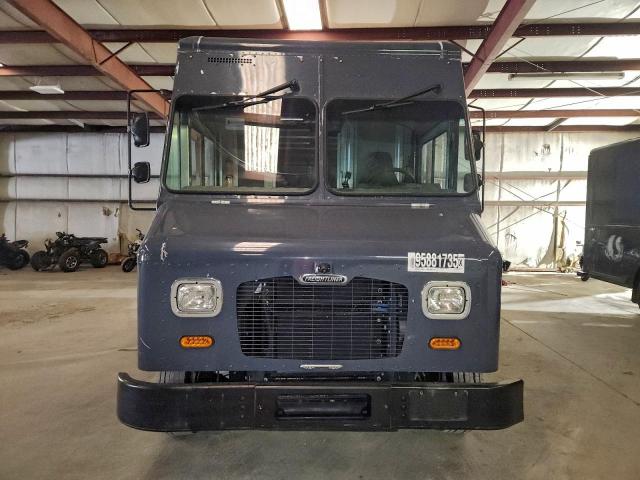 Freightliner Mt45 M Line Walk-in Van Image 7
