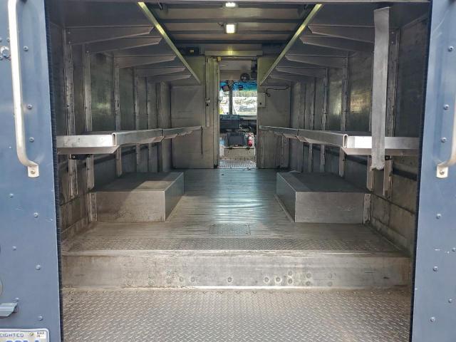 Freightliner Mt45 M Line Walk-in Van Image 10