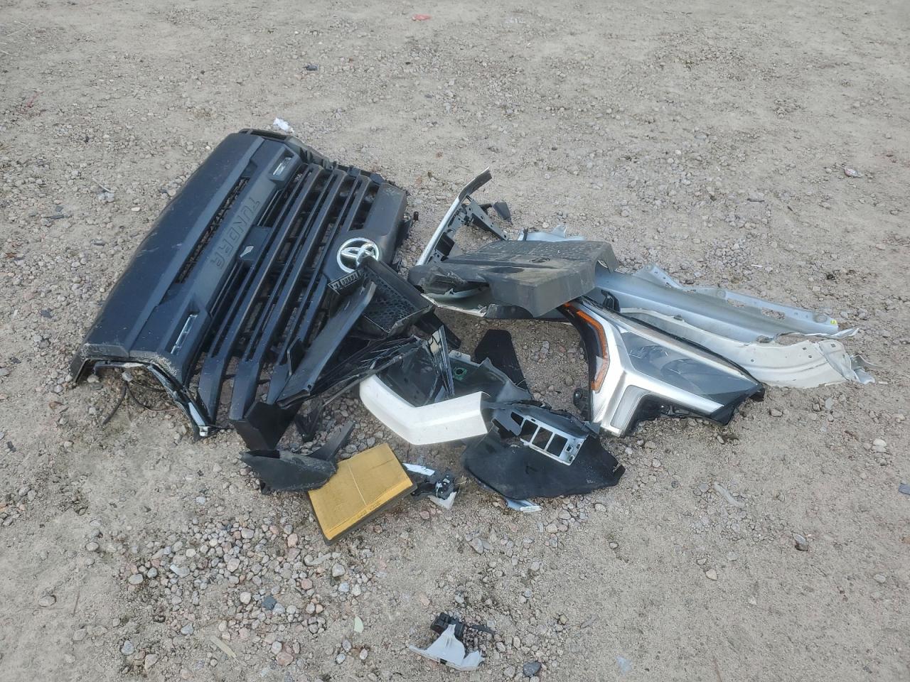 Toyota Tundra Crewmax Sr Image 7