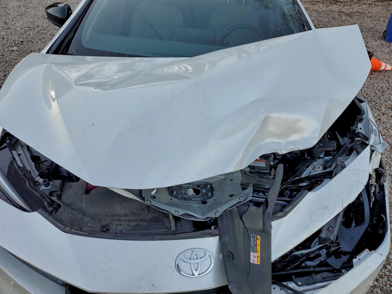 Toyota Prius Le Image 8