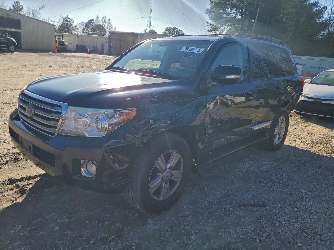 Toyota Land Cruis Image 1