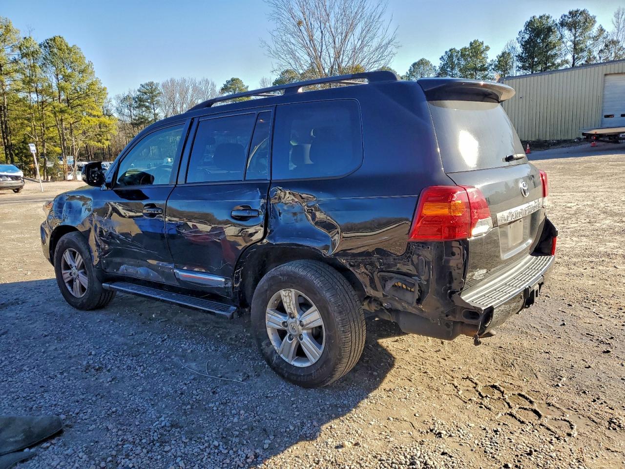 Toyota Land Cruis Image 9