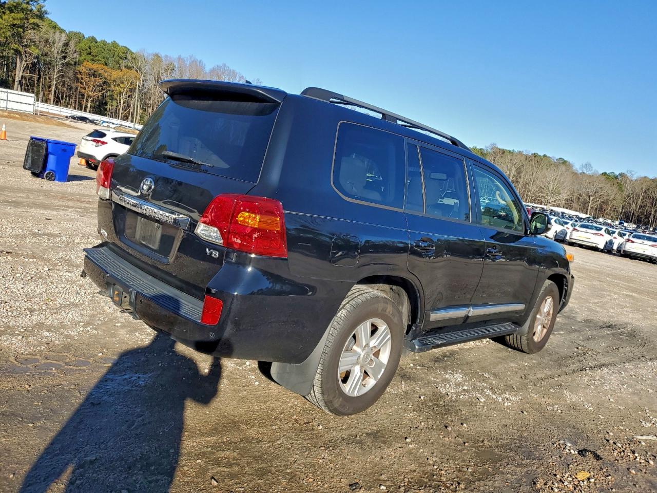 Toyota Land Cruis Image 8