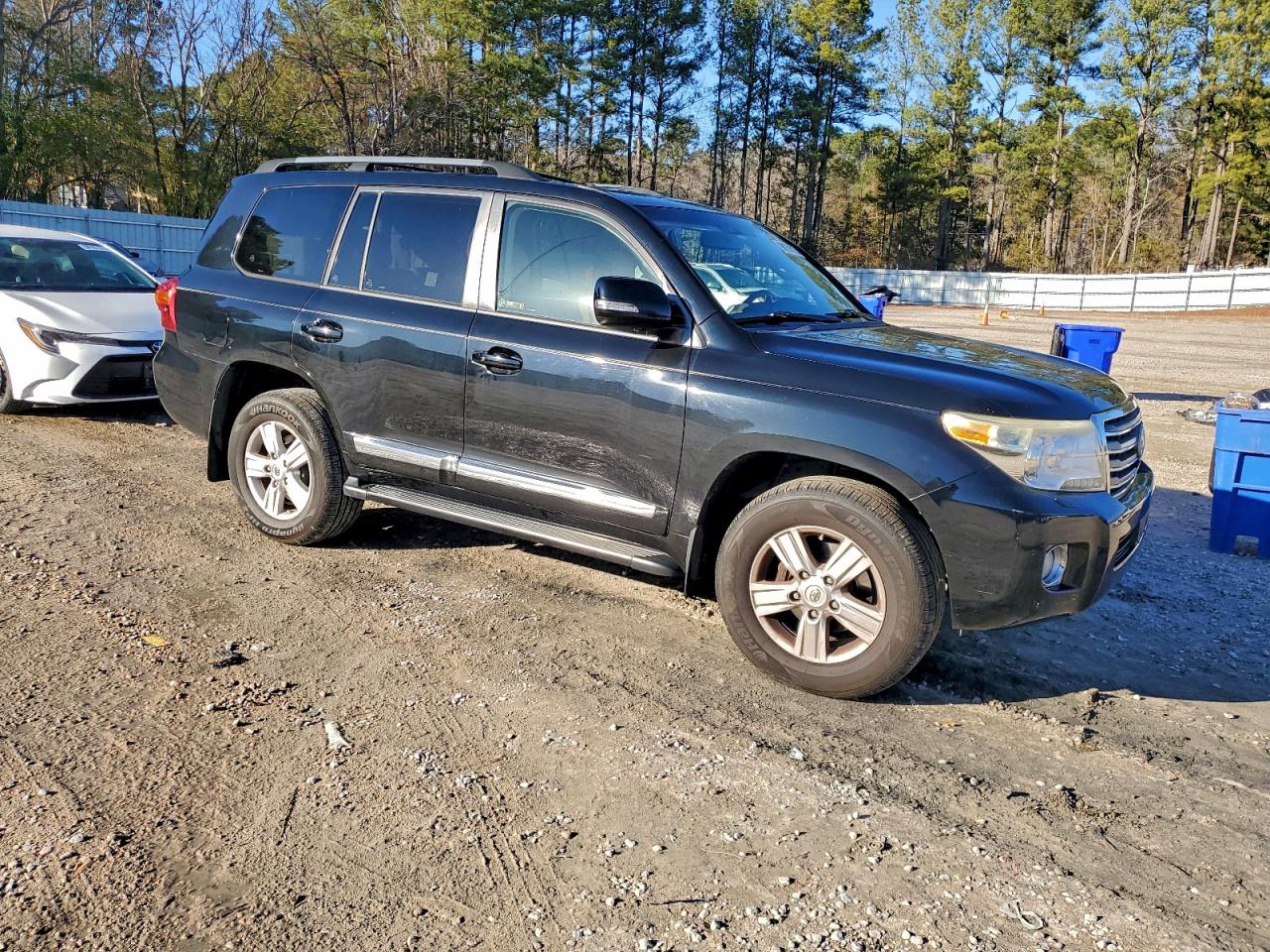 Toyota Land Cruis Image 11