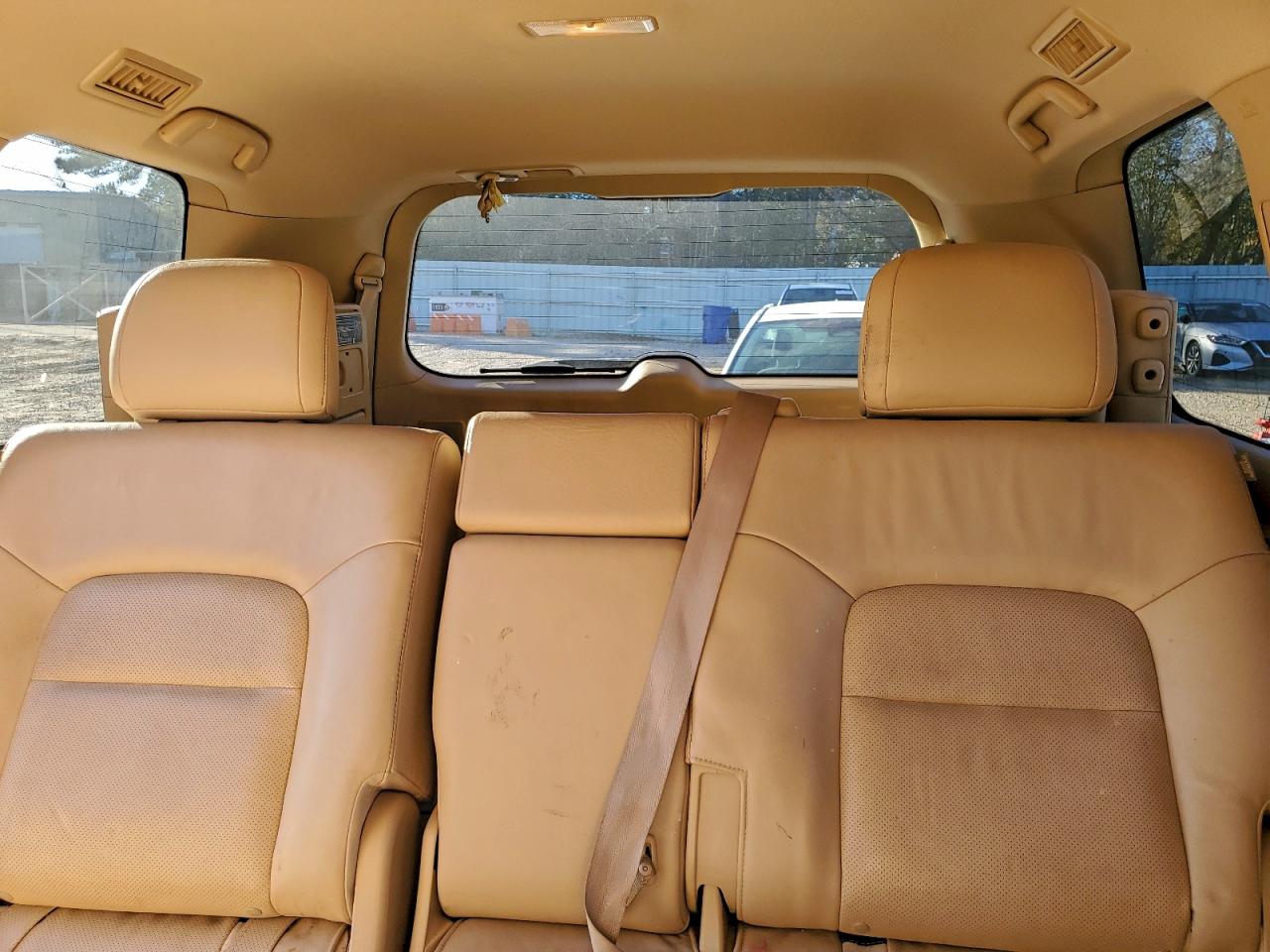 Toyota Land Cruis Image 2