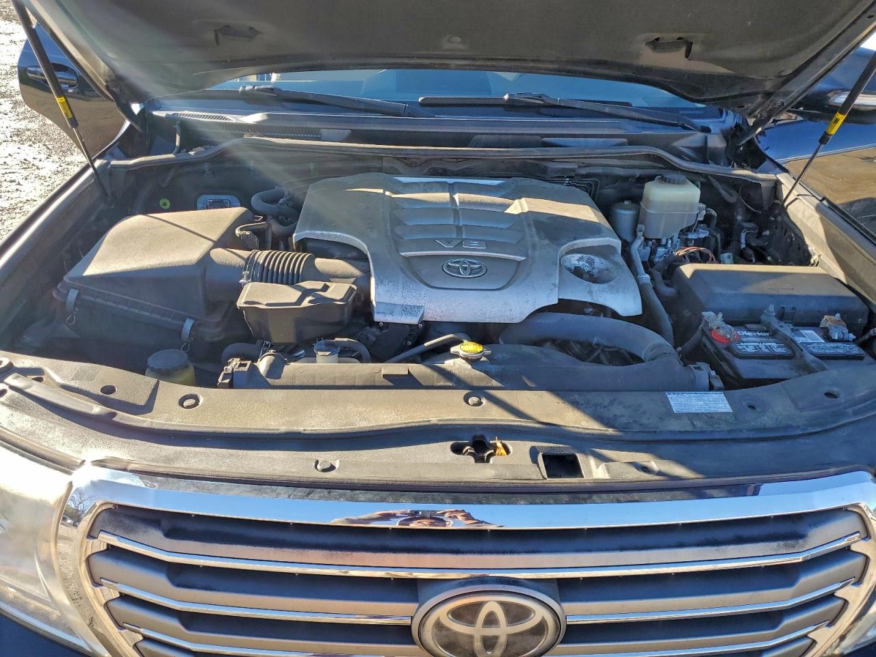 Toyota Land Cruis Image 12