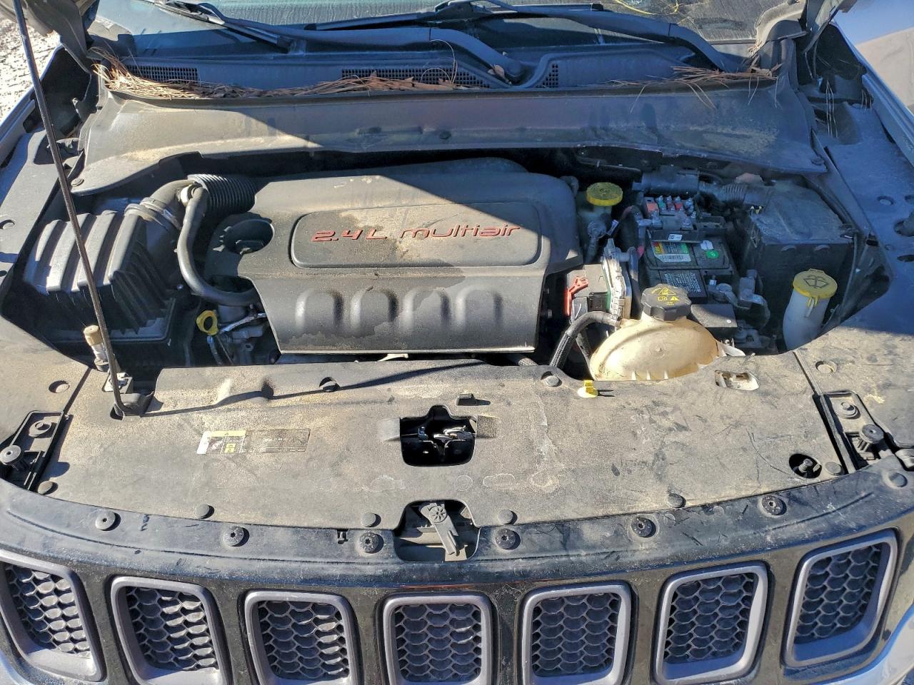 Jeep Compass Trailhawk Image 4