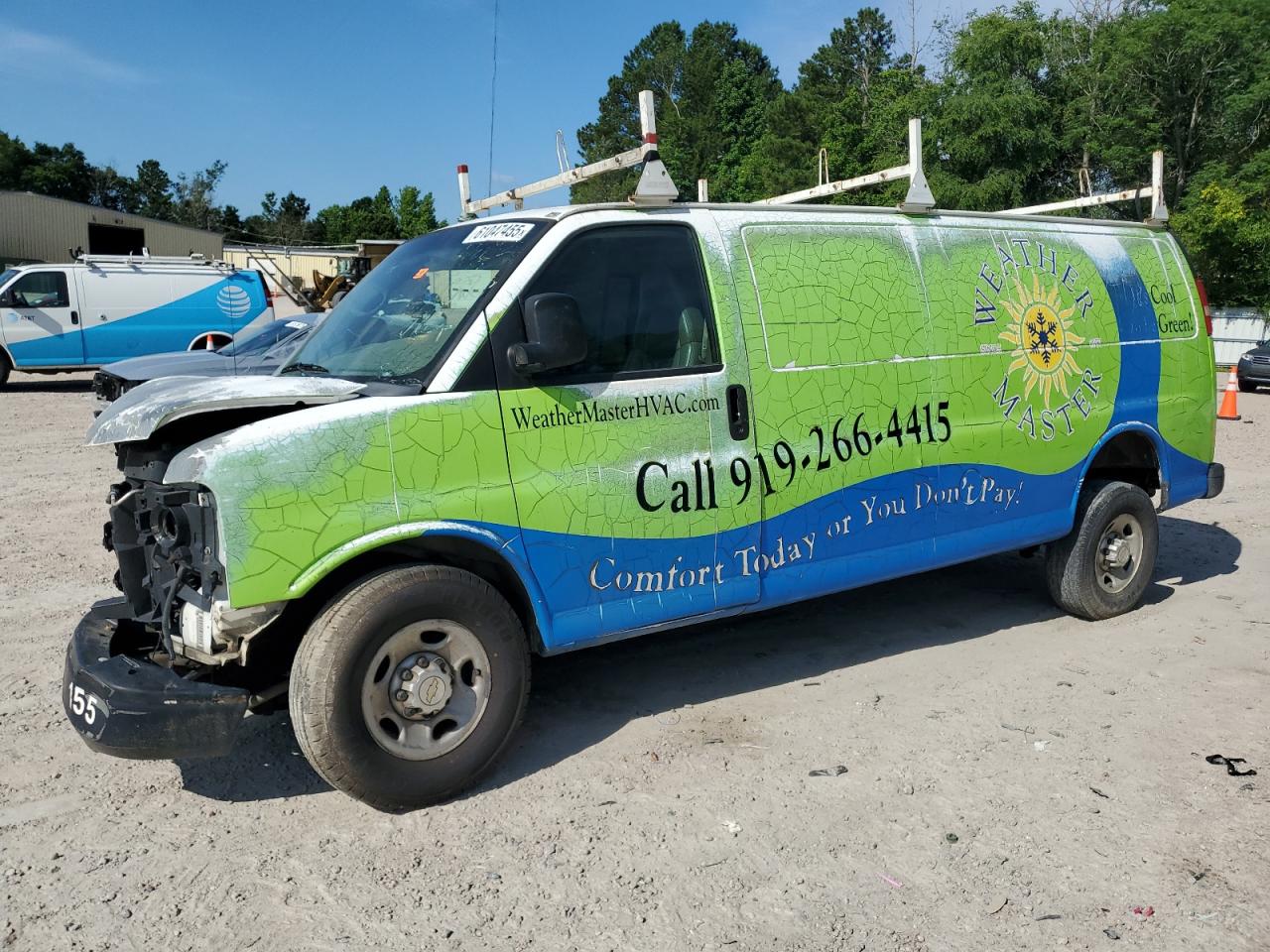 Chevrolet Express Image 1